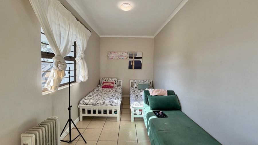 4 Bedroom Property for Sale in Fairview Golf Estate Western Cape